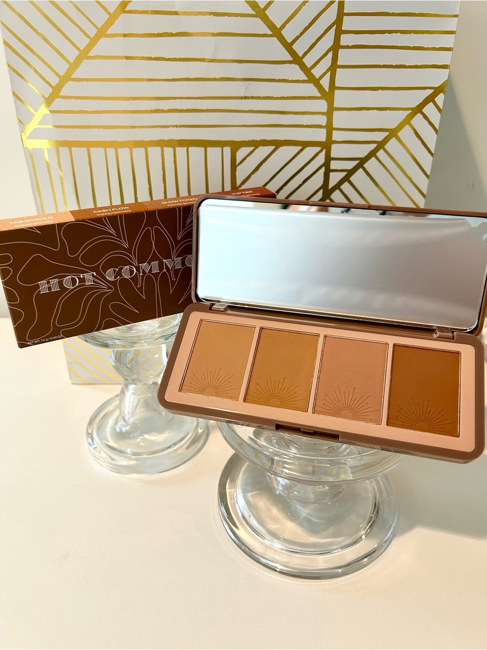 ✨ Pinky B Beauty Hot Commodity Bronzer Palette New in Box
